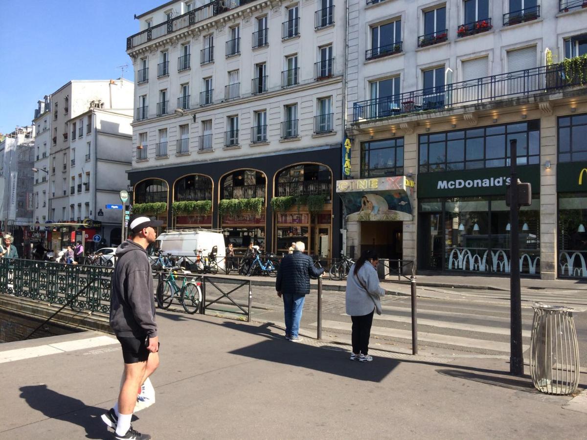 Studio Pigalle De 25 M2 - 2 Lits Simples Type Gigogne Pour 2 Personnes - Coeur Touristique De Paris - 2 Minutes De La Station Metro Pigalle ,Petit Train Vers La Butte Montmartre-Cabarets Moulin Rouge,Chez Michou-Restaurants Bouillon Pigalle,Berliner Luaran gambar