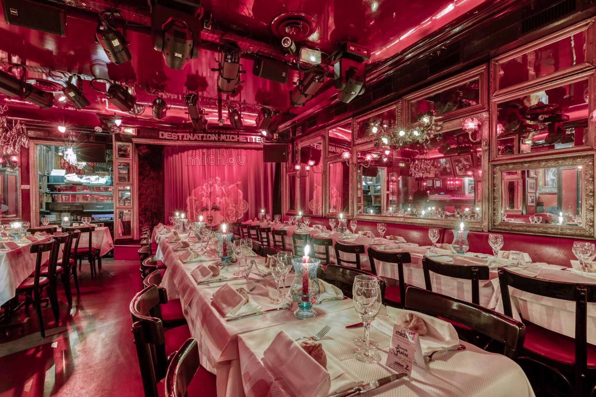 Studio Pigalle De 25 M2 - 2 Lits Simples Type Gigogne Pour 2 Personnes - Coeur Touristique De Paris - 2 Minutes De La Station Metro Pigalle ,Petit Train Vers La Butte Montmartre-Cabarets Moulin Rouge,Chez Michou-Restaurants Bouillon Pigalle,Berliner Luaran gambar